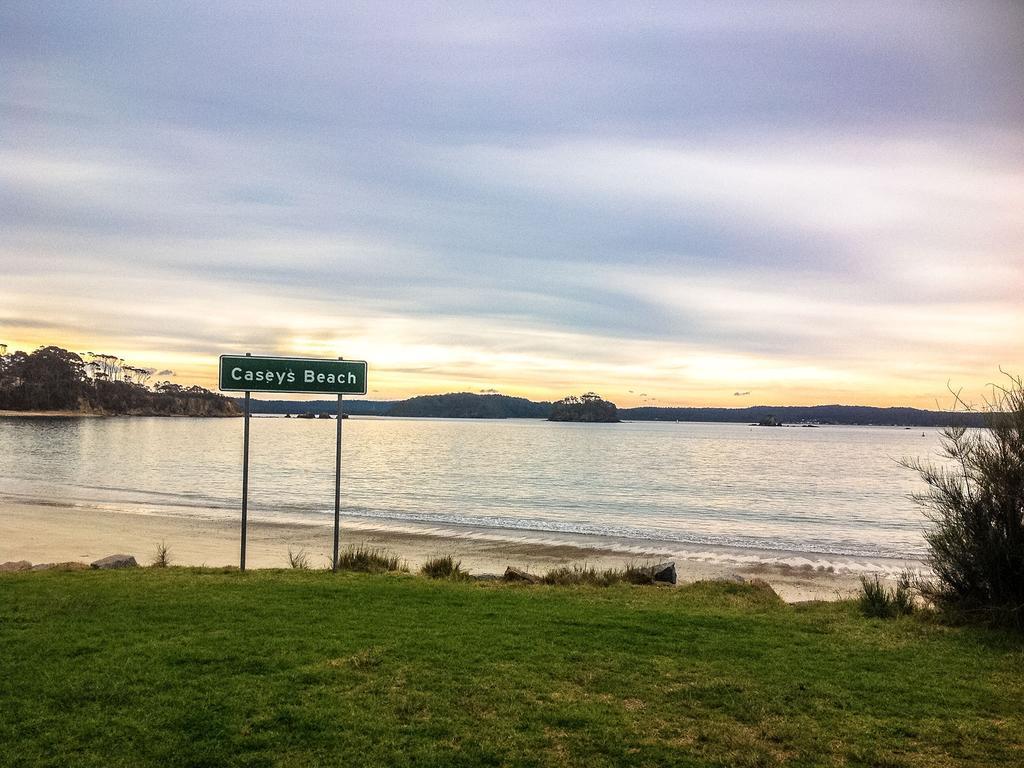 Caseys Beach Holiday Park Sunshine Bay Eksteriør bilde