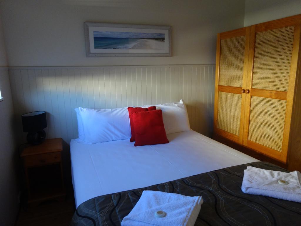 Caseys Beach Holiday Park Sunshine Bay Eksteriør bilde