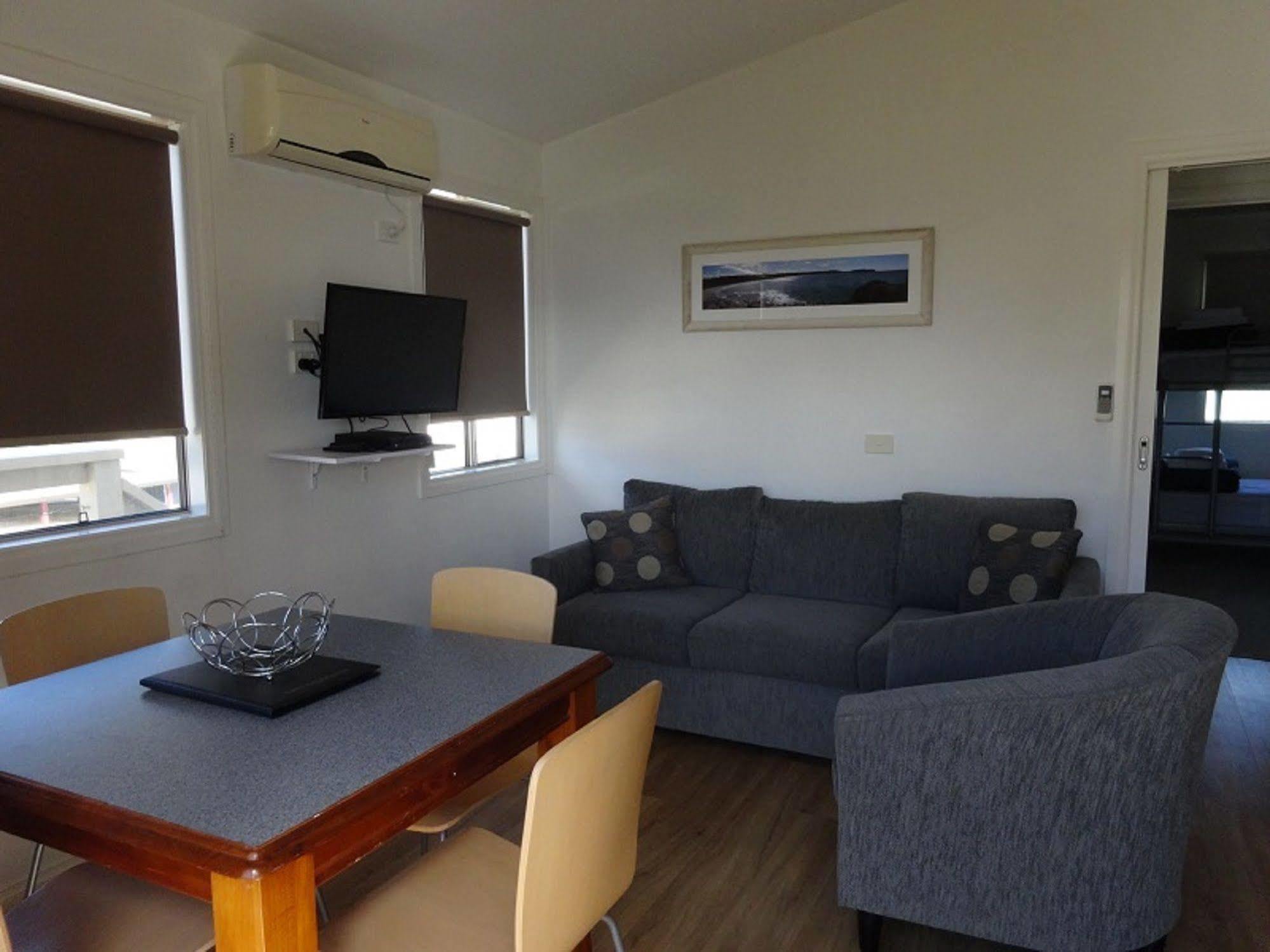 Caseys Beach Holiday Park Sunshine Bay Eksteriør bilde